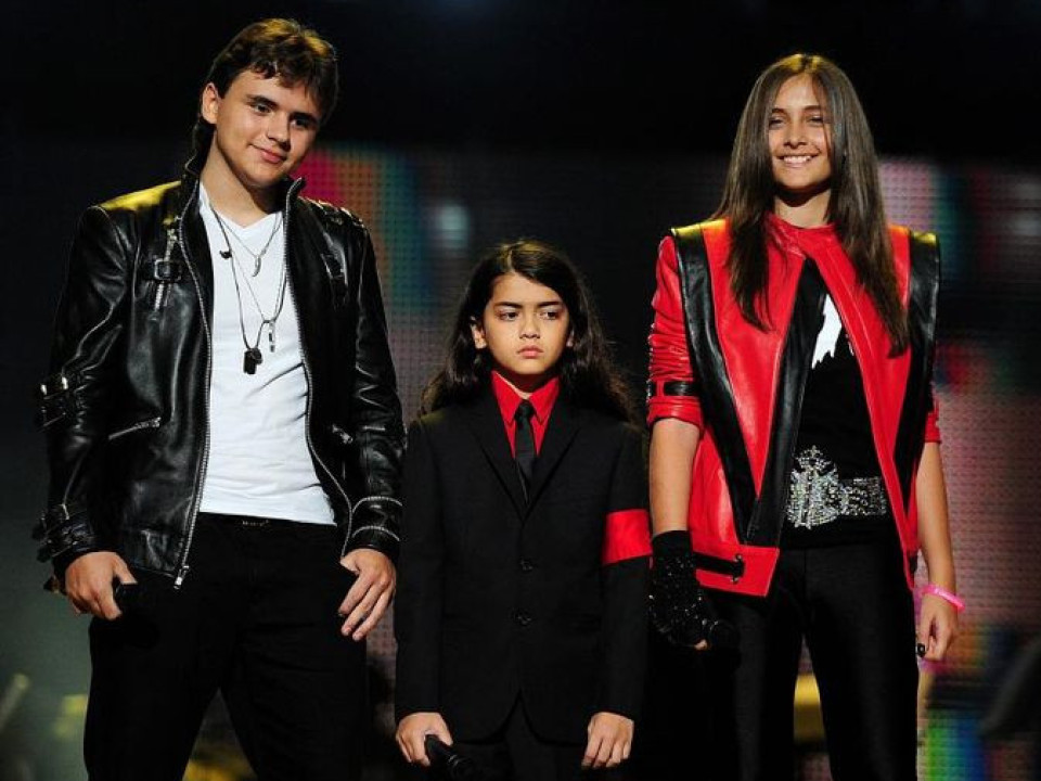 Copiii lui Michael Jackson, pe covorul roşu după 12 ani. Cum arată astăzi